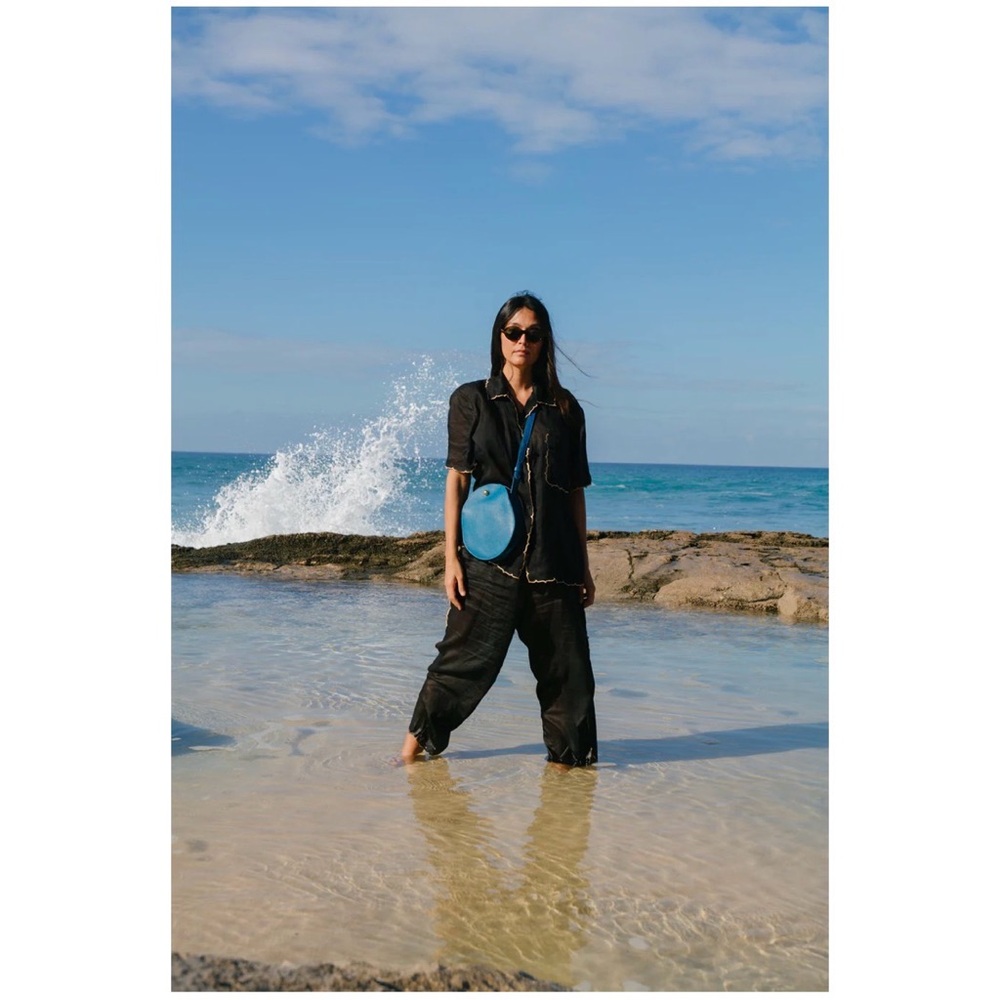 Lindquist object blue Eggi Crossbody Bag